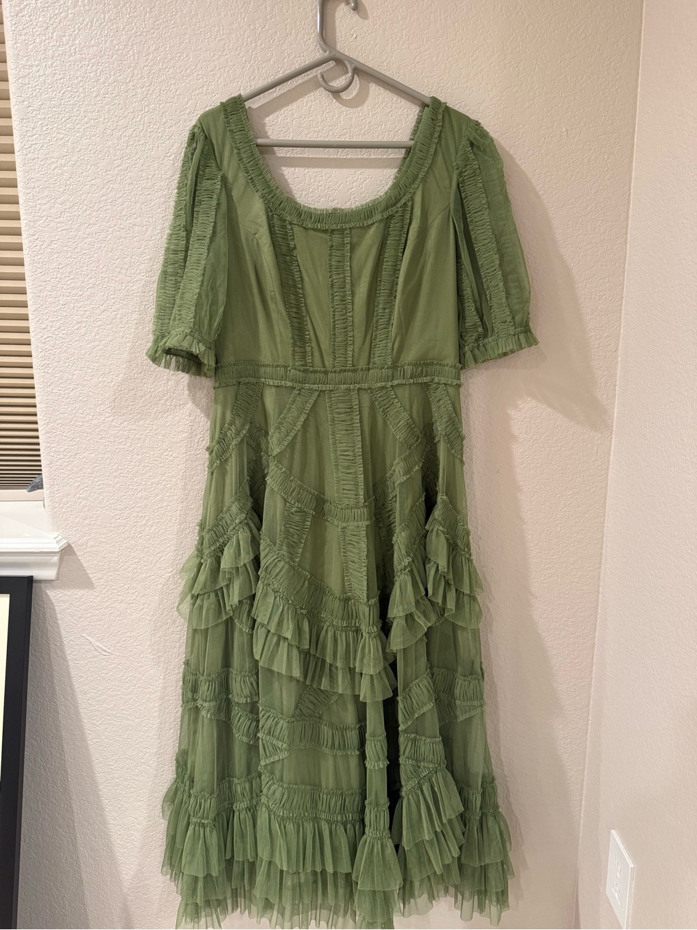 Mac Duggal Green Ruffle-Trim Midi Dress